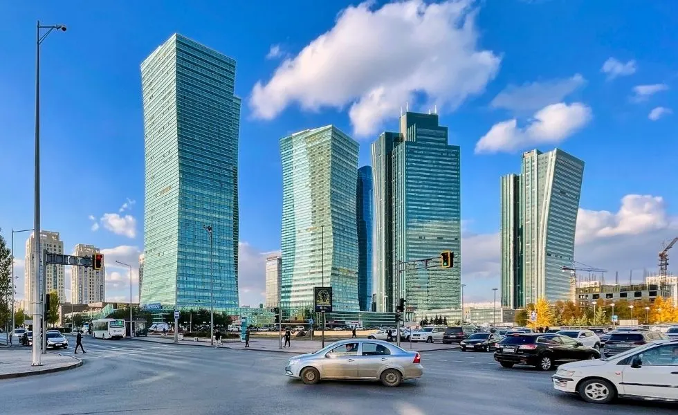 Комплекс Emerald Towers в Астане
