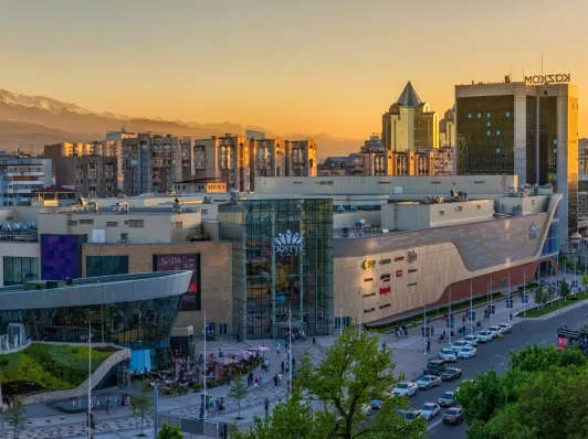 Торговый центр Dostyk Plaza