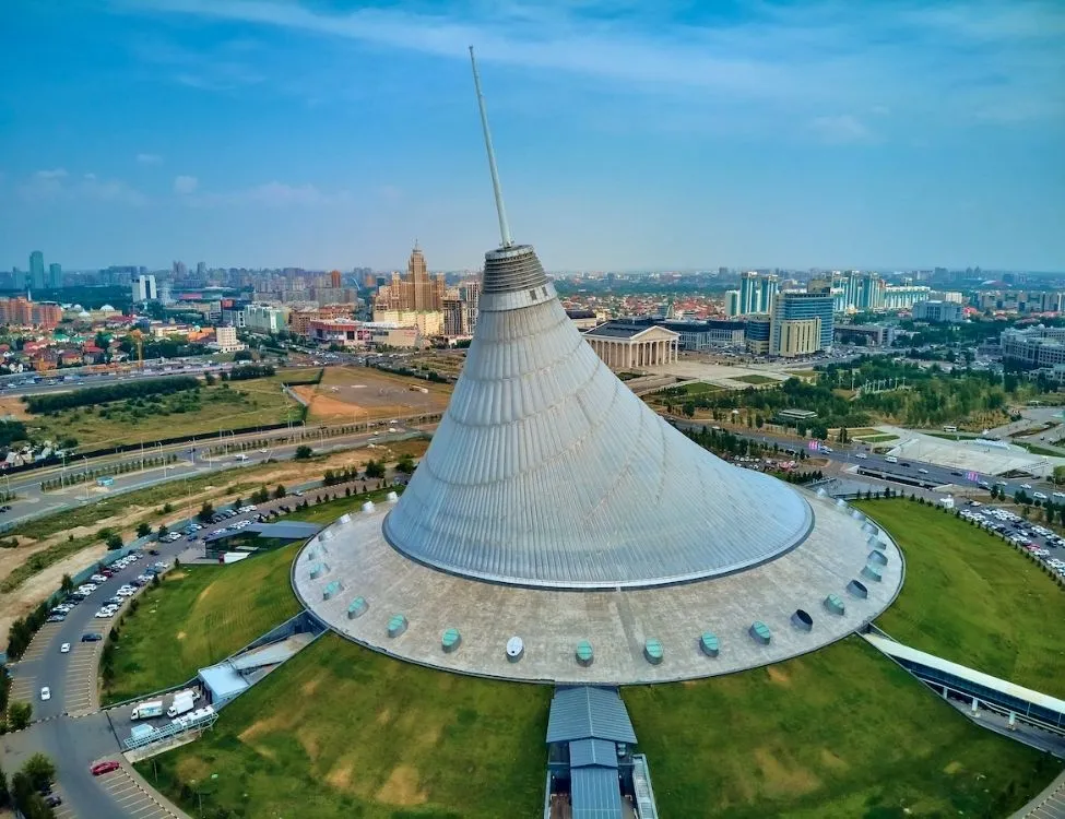 Торгово Развлекательный Центр Хан Шатыр (Астана)