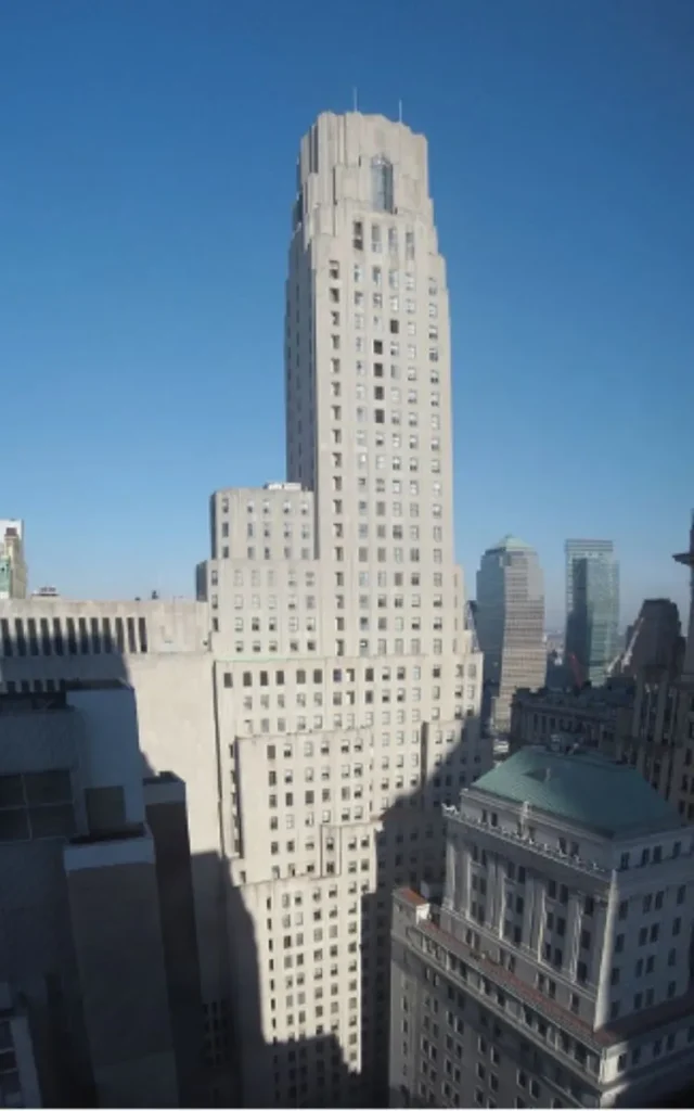 На месте небоскреба сейчас стоит Уолл-стрит, 1